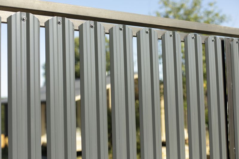 Aluminum Fence Repair detail